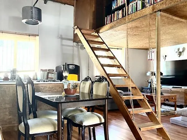 Merkez Kaleici Muhtesem Bahceli