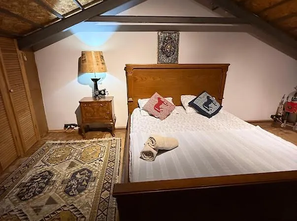 Merkez Kaleici Muhtesem Bahceli Villa Antalya