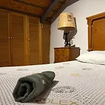 Merkez Kaleici Muhtesem Bahceli Villa *