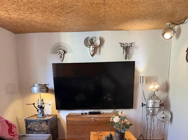 Merkez Kaleici Muhtesem Bahceli