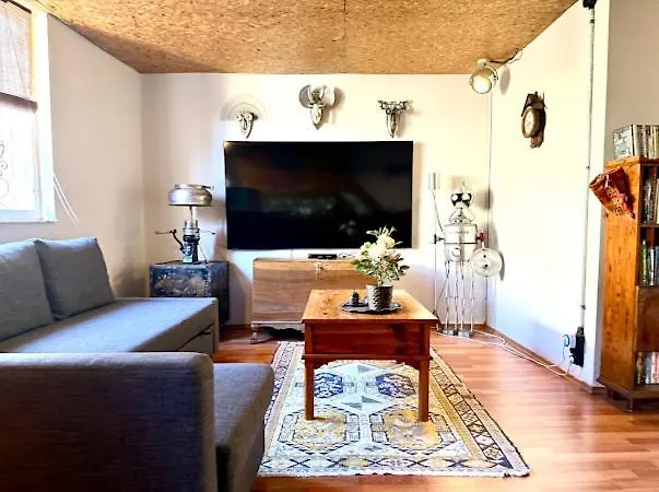 Merkez Kaleici Muhtesem Bahceli